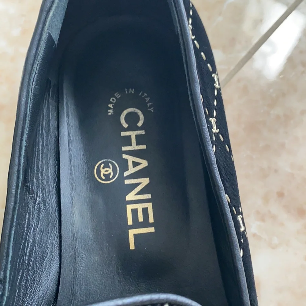 CHANEL Black Velvet Loafers with Silver Detailing - Picture 4 of 8
